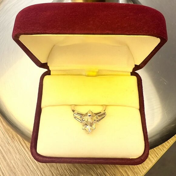 Diana Creations Ring Size 6 Marquise Baguette 10K HGE White Gold Electroplate - Picture 3 of 13